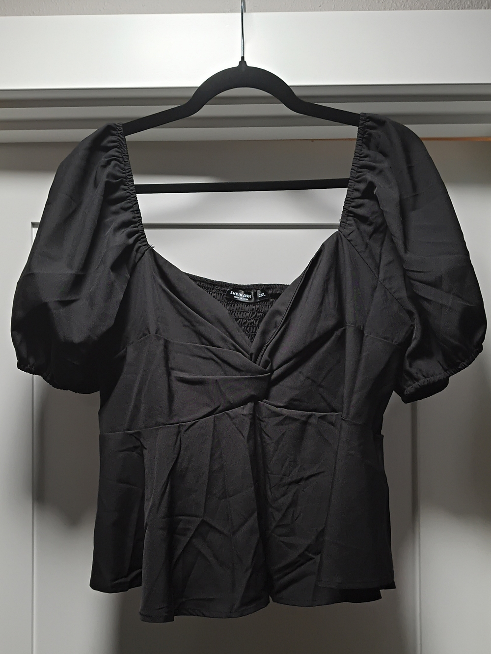 SHEIN Black Puff-Sleeve V-Neck Blouse